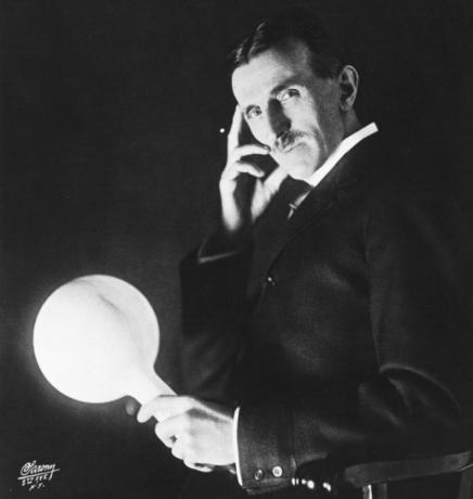 Cotizaciones de Nikola Tesla