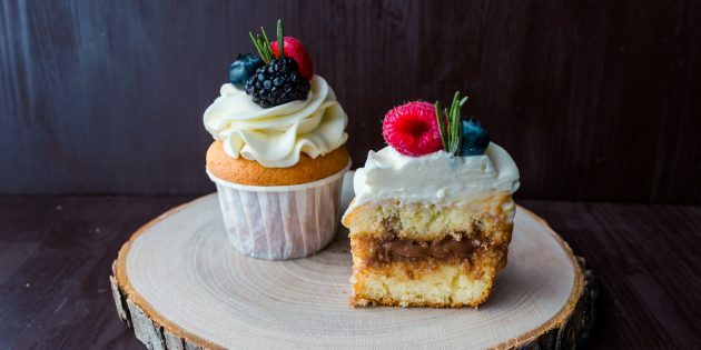 Cupcakes con crema cuajada