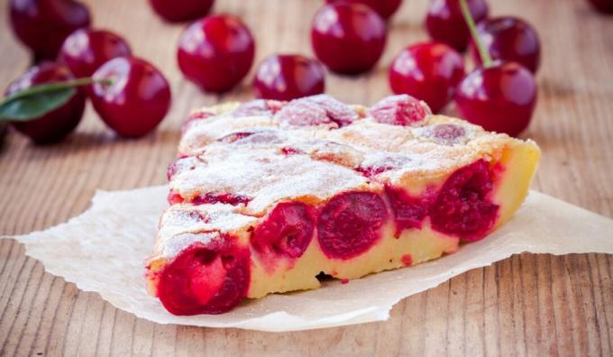 Clafoutis clásico con cereza