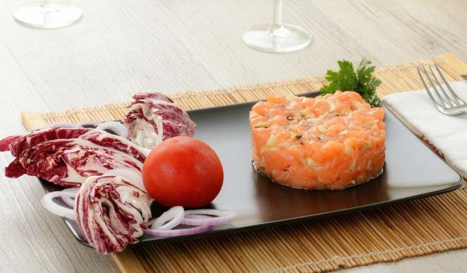 Tartar de salmón