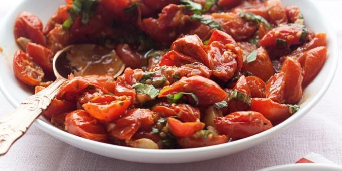 Salsa de tomate de tomates cherry con ajo