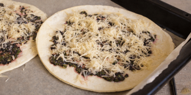 tortilla de pizza: cocinar