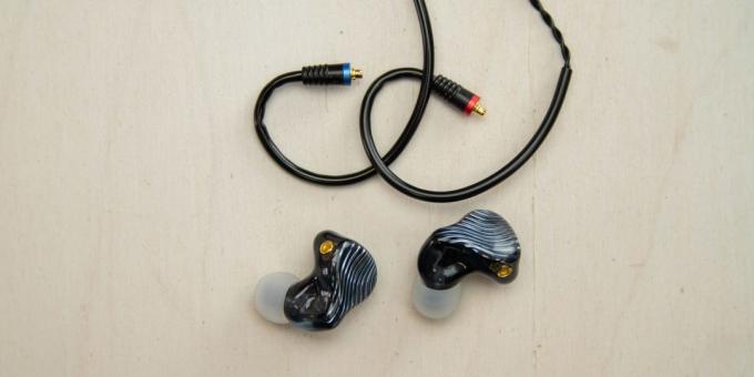 FiiO FA1: Conectar gruesa, y retire el auricular no es tan fácil