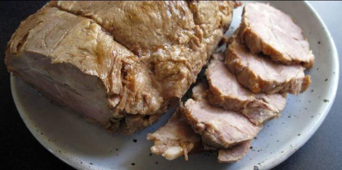 Receta de carne de cerdo en multivarka con salsa de soja y la cúrcuma