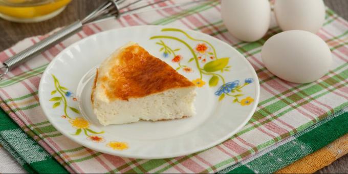 Tortilla como en el jardín de infantes en una olla de cocción lenta