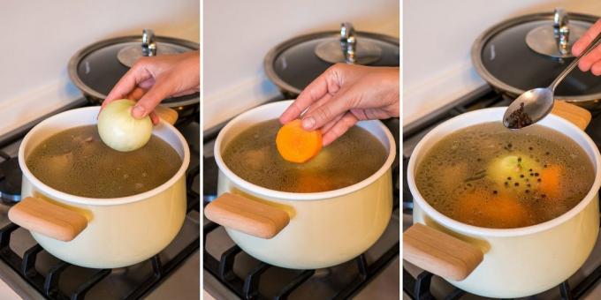 Cómo cocinar sopa de pollo: caldo, agregue las zanahorias, cebollas y pimientos