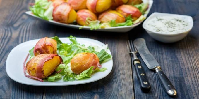 Patatas al horno con tocino