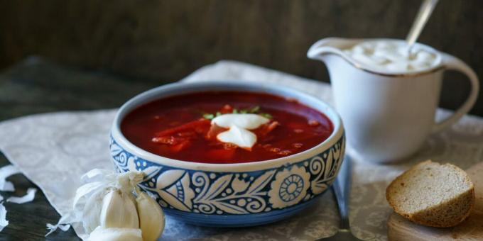 Borsch con ternera y pimiento