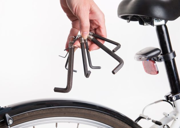 Cómo ajustar el asiento de la bicicleta