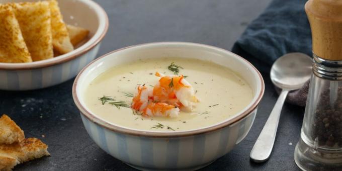 Sopa crema de queso con gambas