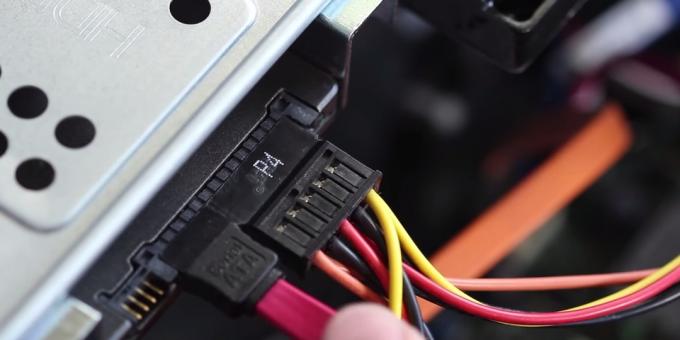 Cómo conectar un SSD a una computadora estacionaria: Conectar un disco Conectar un disco