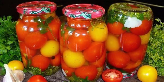 Recetas: tomates marinados con hierbas