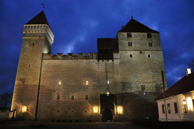 el castillo del obispo en Estonia
