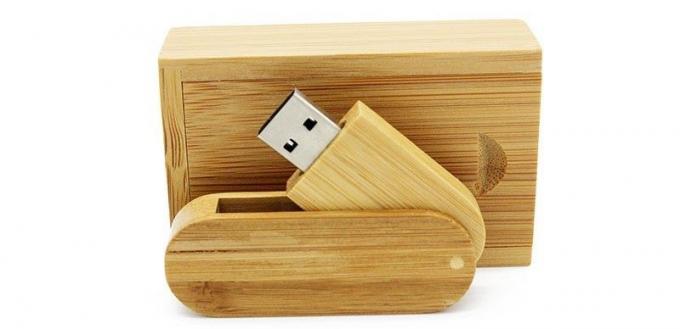 unidad flash USB de madera