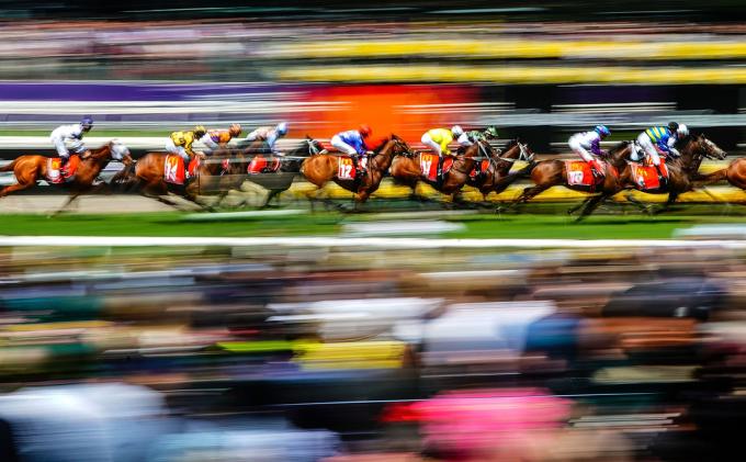 Hermosas fotos: "Carreras de caballos" de Scott Barbour