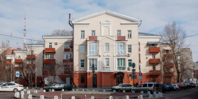 Atracciones de Voronezh: casa "Acordeón"