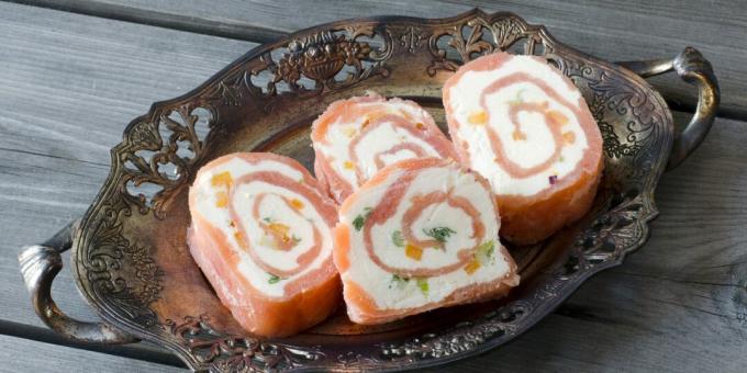 Rollitos de snack con pescado rojo