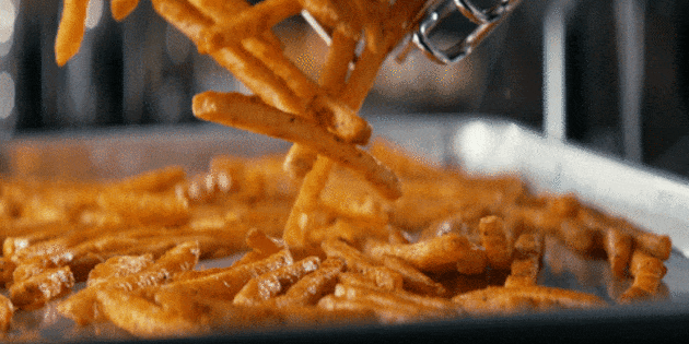 Cómo cocinar las patatas fritas de la multivarka