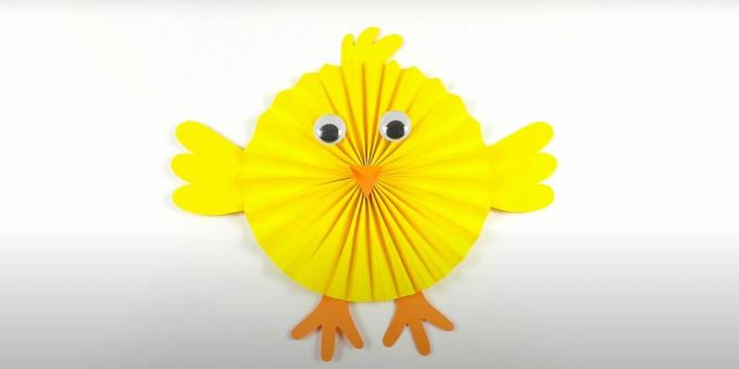 Manualidades de Pascua de bricolaje: pollo de papel de colores
