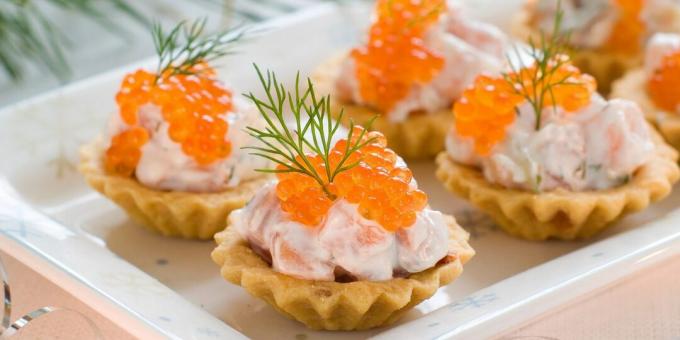 Tartaletas de pescado rojo y caviar