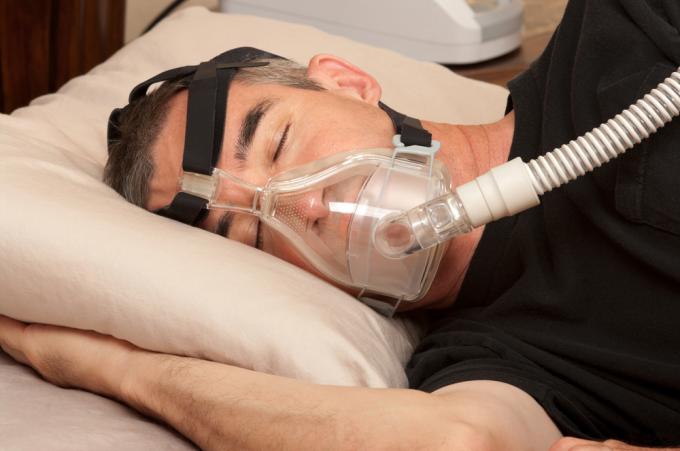 La apnea del sueño: una descripción de las causas, los síntomas, el tratamiento