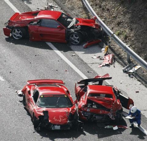 Accidente con Ferrari