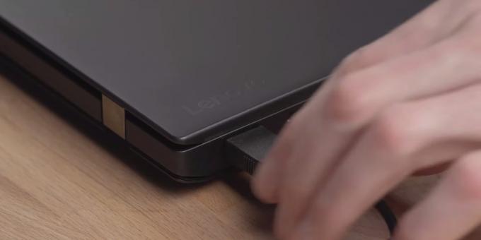 Cómo conectar un SSD a una computadora portátil: apague y desenchufe los cables