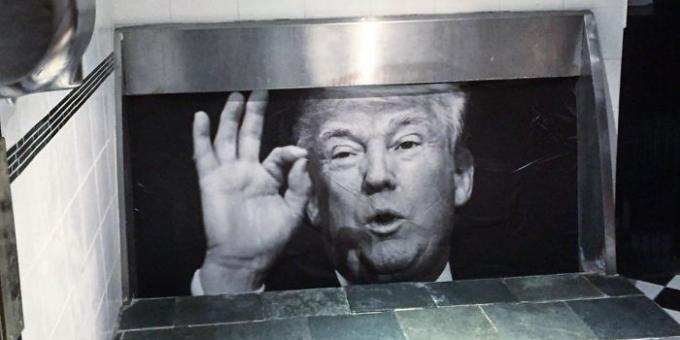 Bares y restaurantes: urinal con Trump