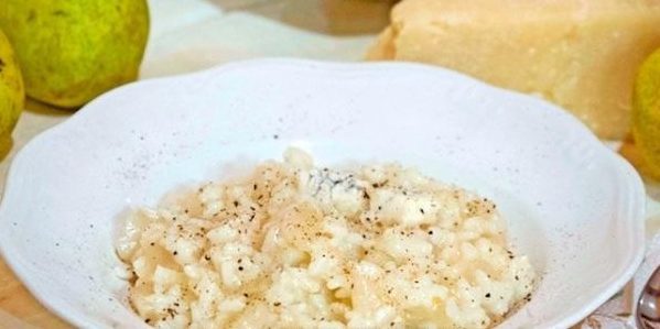 Receta para el risotto con peras y queso azul