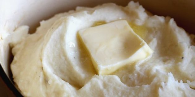 La receta de puré de patatas: La mantequilla debe estar tibia