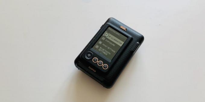 Fuji Instax Mini LiPlay: panel trasero