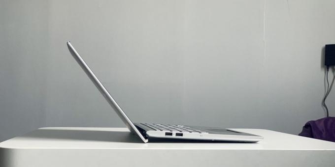 Asus VivoBook S15 S532FL: el ángulo de apertura de la tapa