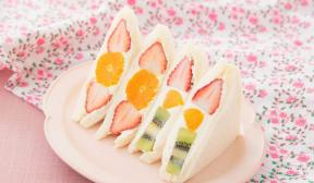 Sándwiches de frutas japoneses perfectos
