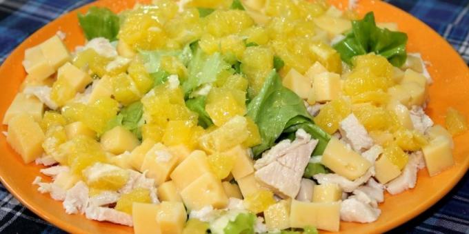 Recetas para ensaladas sin mayonesa Ensalada c pollo, queso y naranja