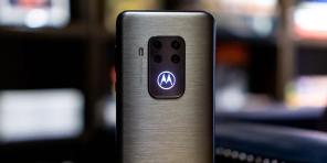 Motorola presentó el zoom Uno con el logotipo brillante