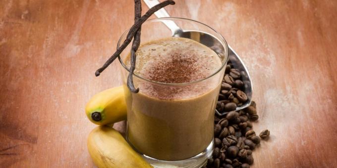 Beneficios de la canela: café canela y plátano