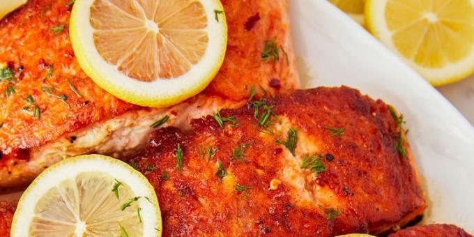 Cómo cocinar una cena de prisa: Salmón a la parrilla con limón