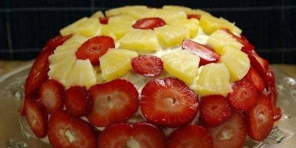 galleta de la torta de piña y fresa