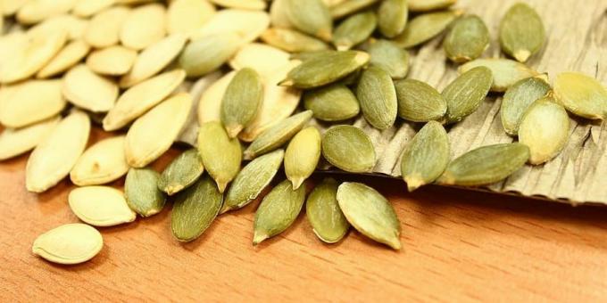 Alimentos con hierro: semillas de calabaza