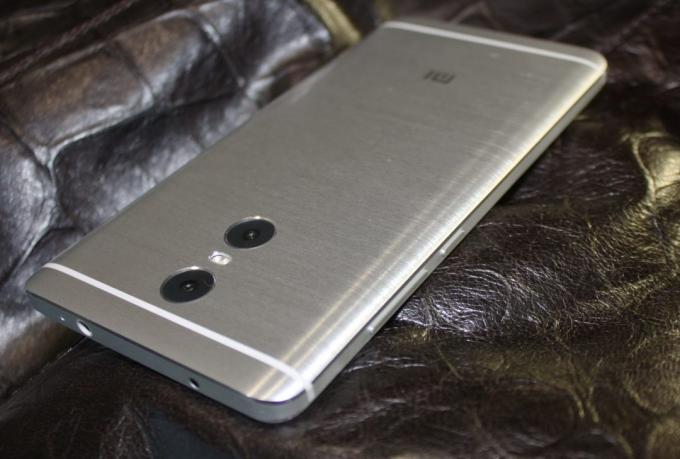Pro Xiaomi redmi: carcasa de metal
