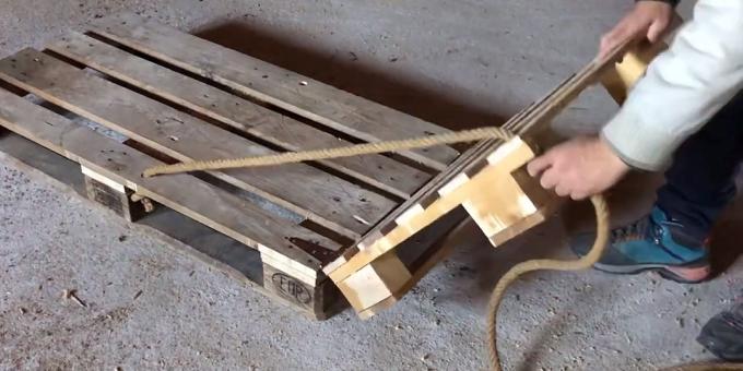 Cómo hacer una tumbona a partir de palets con tus propias manos.