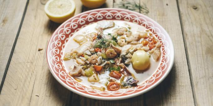 Kakavia - sopa de pescado griega