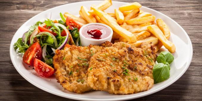 chuletas de cerdo con pasta de tomate