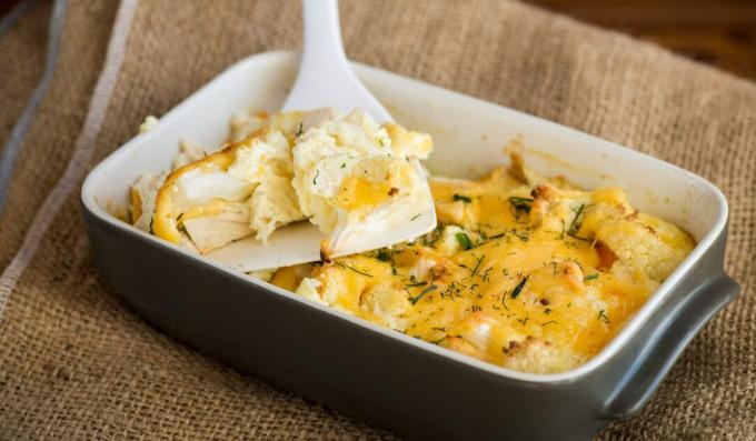 Filete de pollo al horno con coliflor