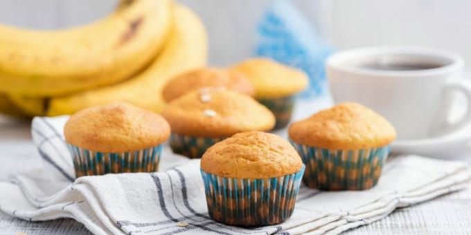 Cupcakes de plátano con crema agria: una receta sencilla